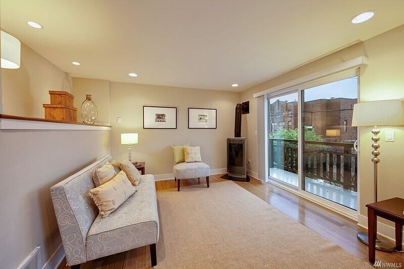 3841 Woodland Park Ave N #B - Photo 5 of 15