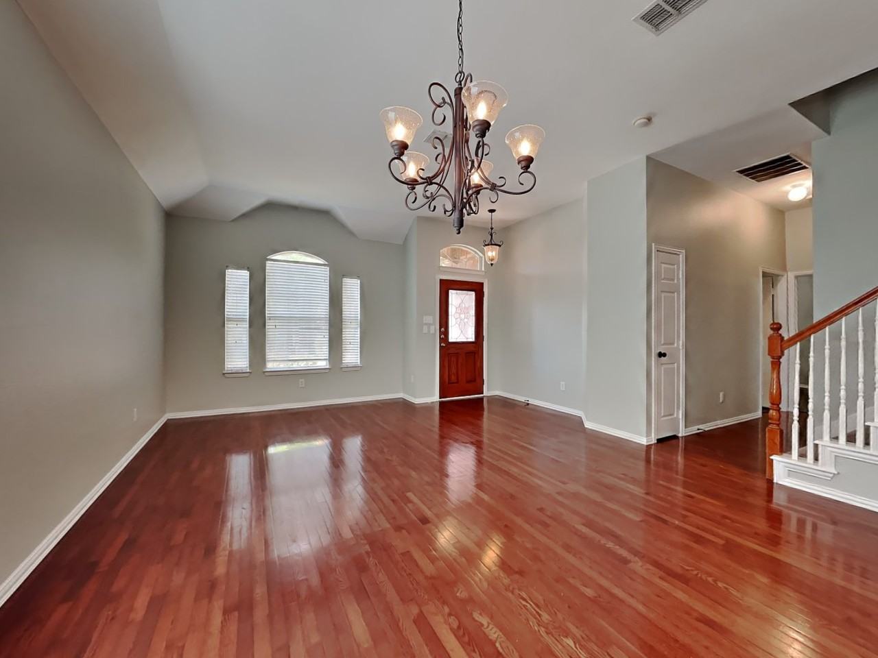 1530 Timber Ridge Dr - Photo 2 of 21