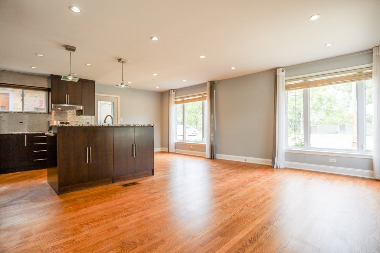 6360 N Kedvale Ave - Photo 3 of 22