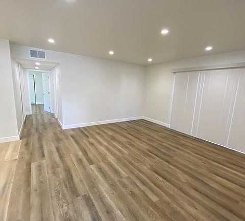 121 S Illinois St #1 - Photo 3 of 8