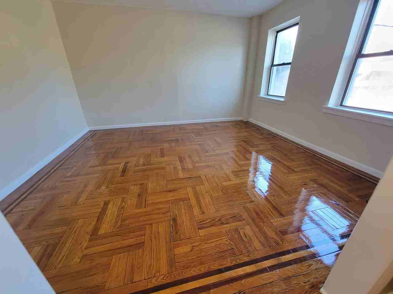 3829 Bronxwood Avenue 1 - Photo 3 of 5