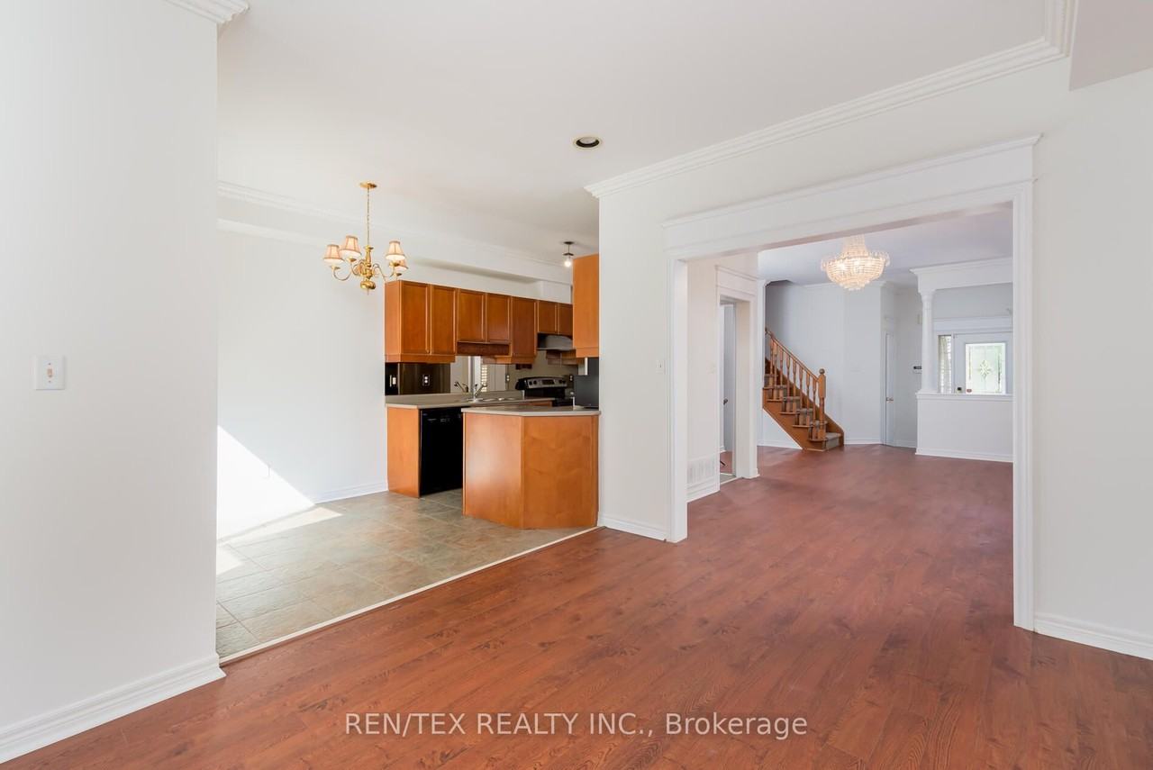 104 Jordanray Boulevard - Photo 3 of 13