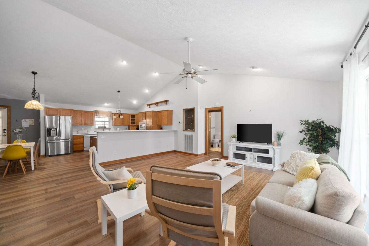 2263 Luster Road Unit B - Photo 2 of 30