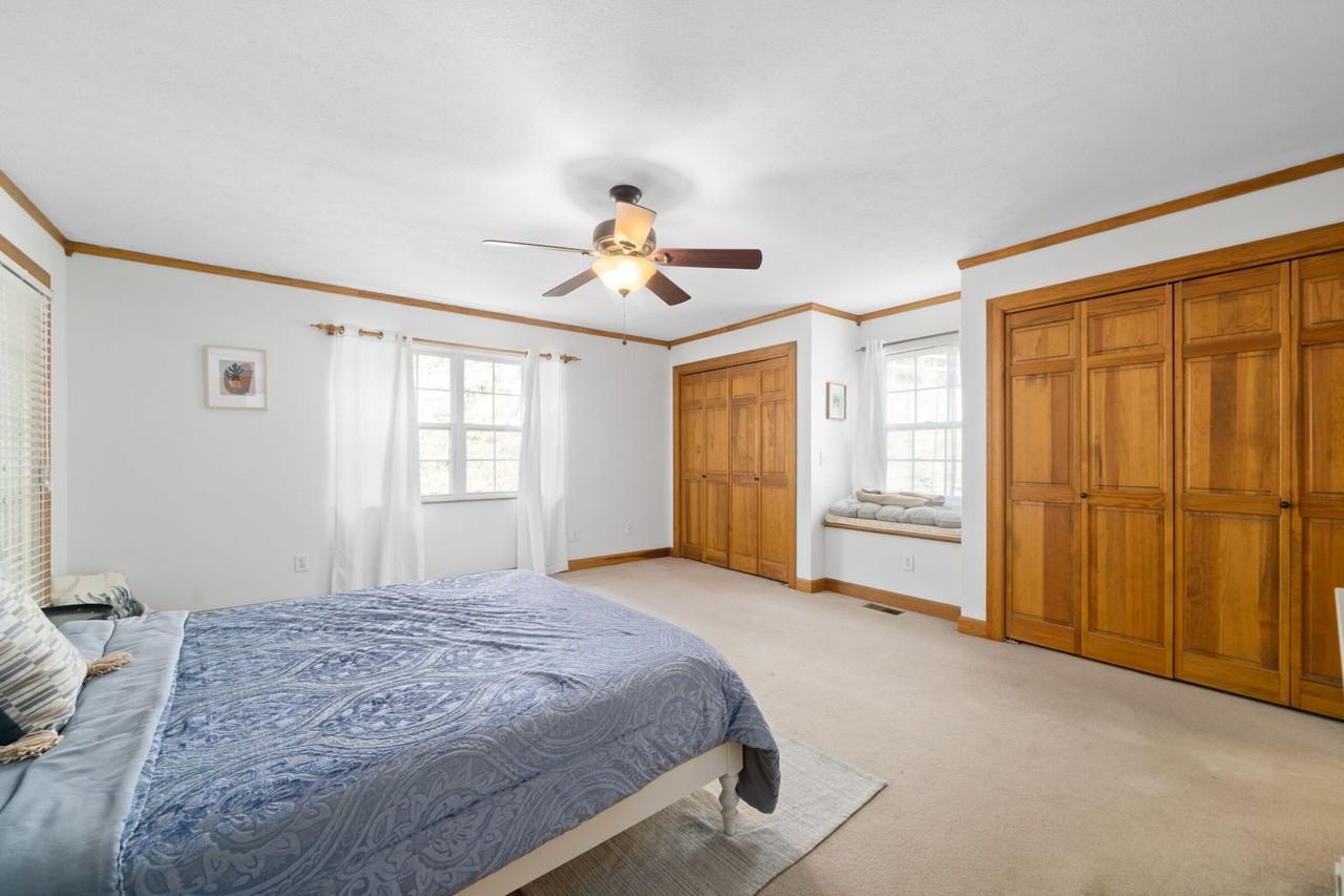 2263 Luster Road Unit B - Photo 3 of 30