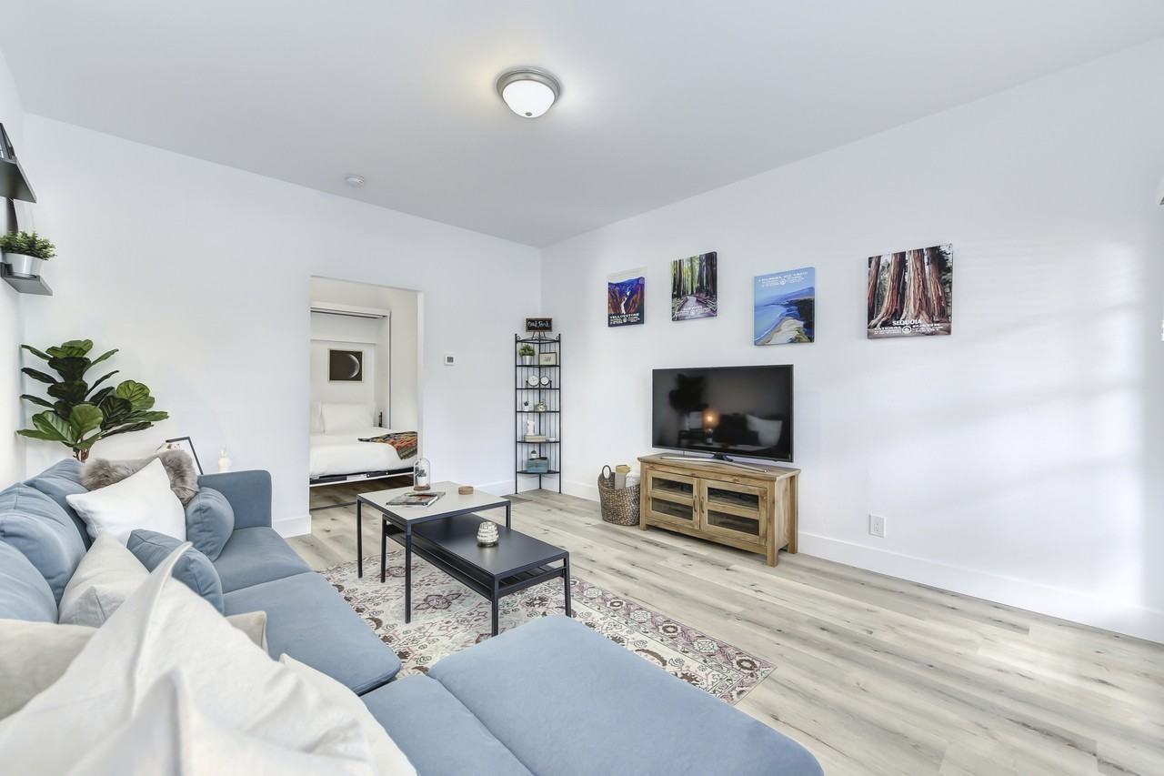 3774 Y St #MAIN - Photo 2 of 8
