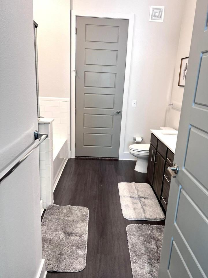 1500 Andrews Pkwy, - Photo 3 of 31