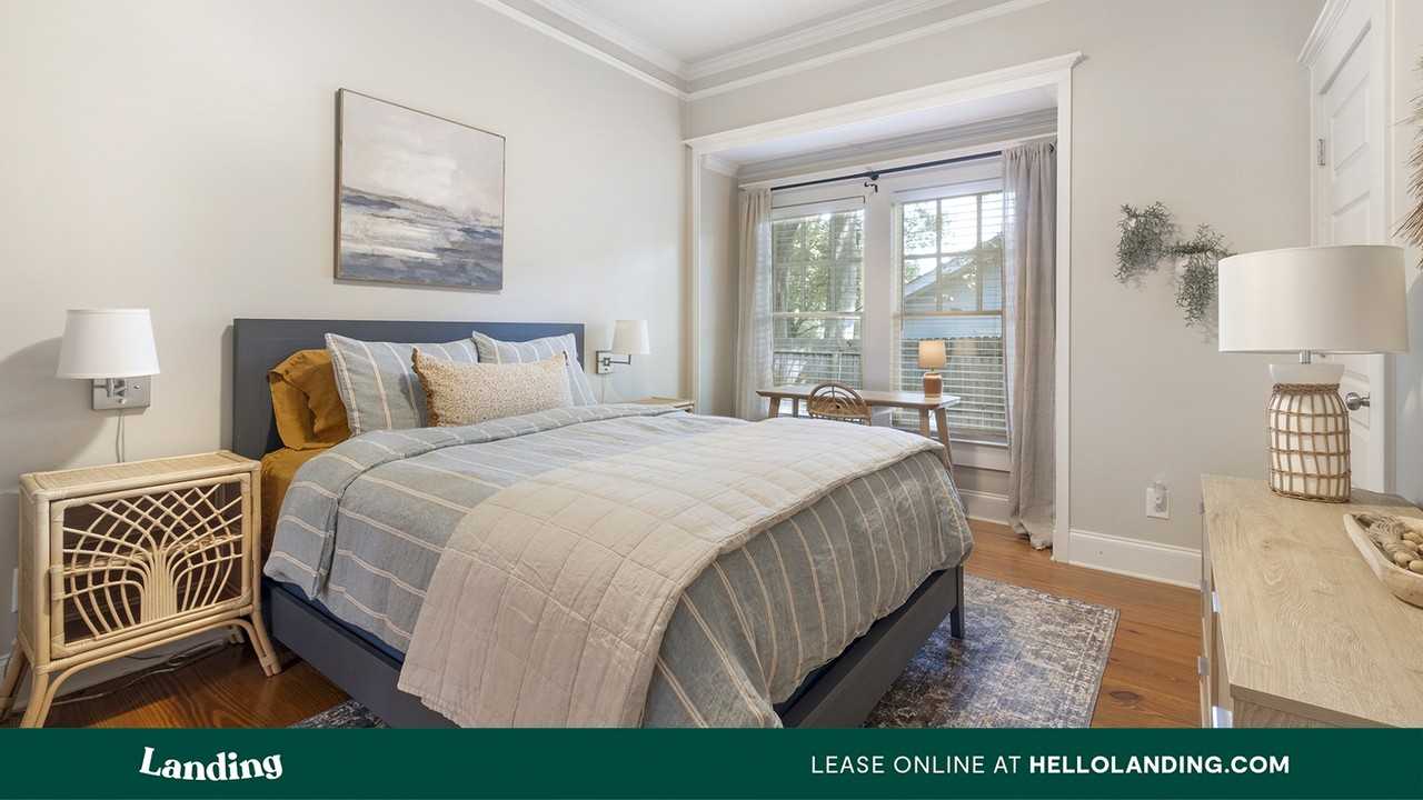 839 Gilbert St Se - Photo 2 of 24