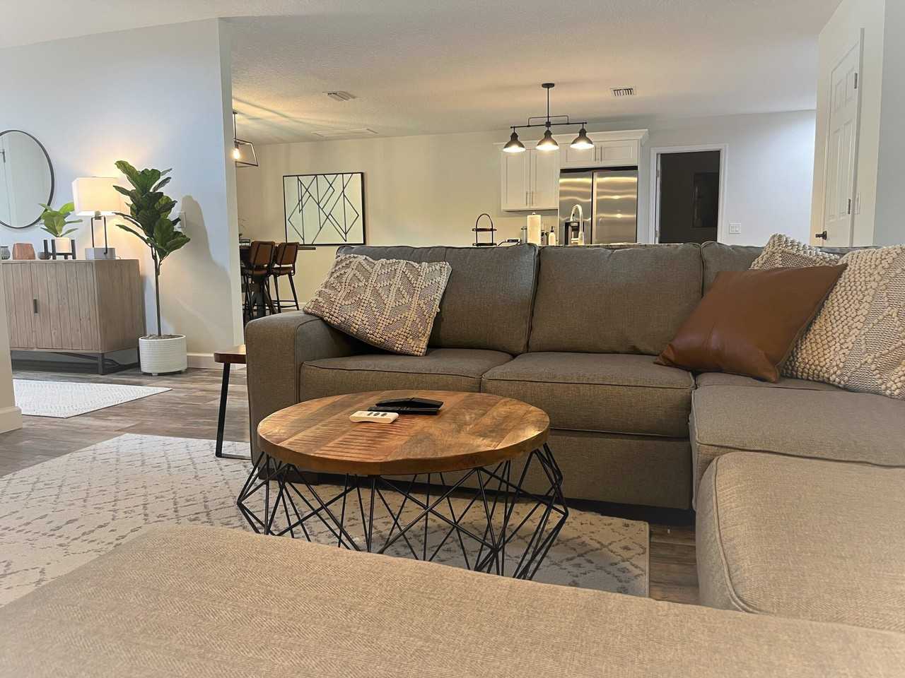 2302 Prospect St #2302 - Photo 3 of 19