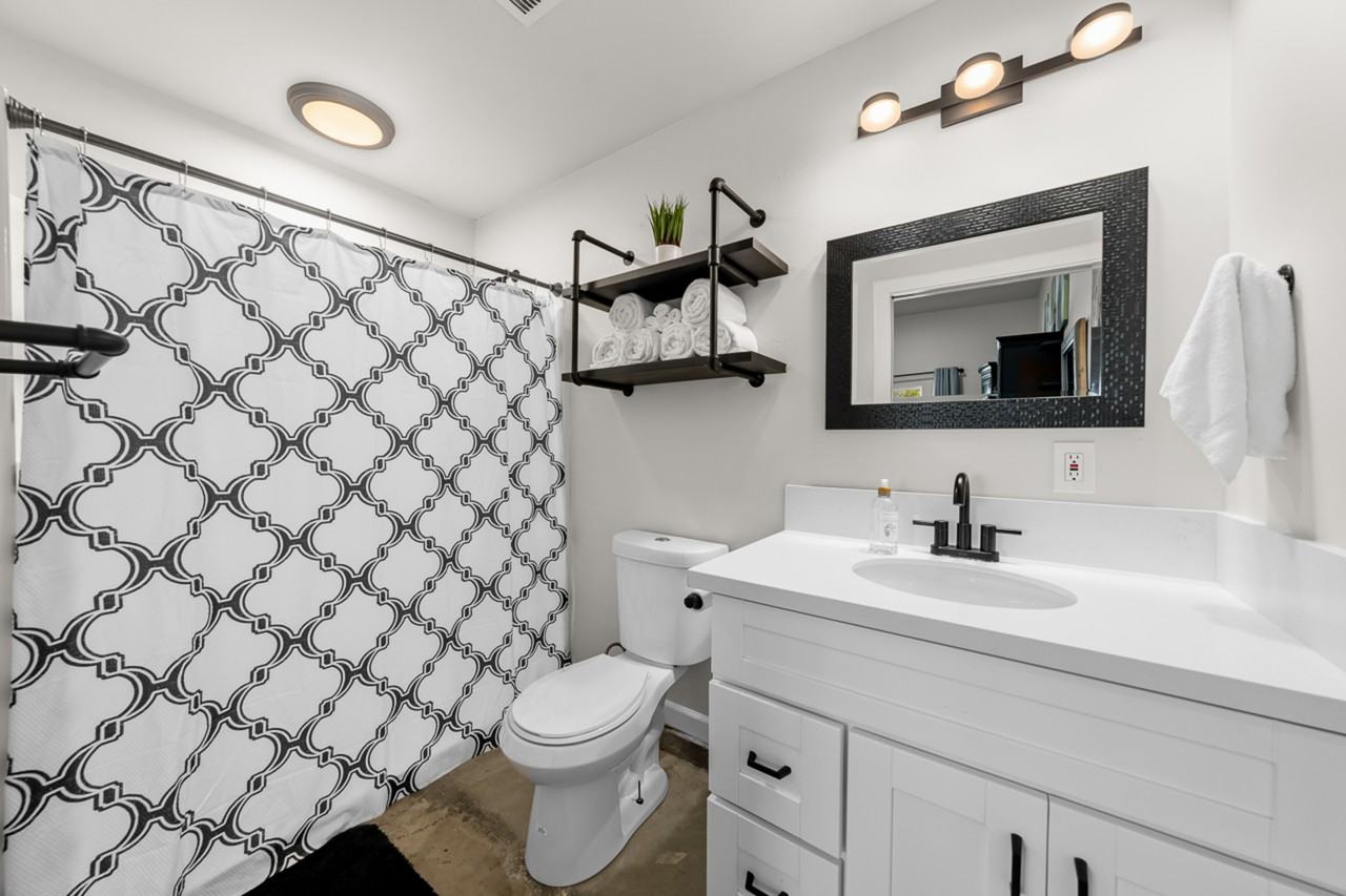 768 Monserate Ave #NA - Photo 3 of 7