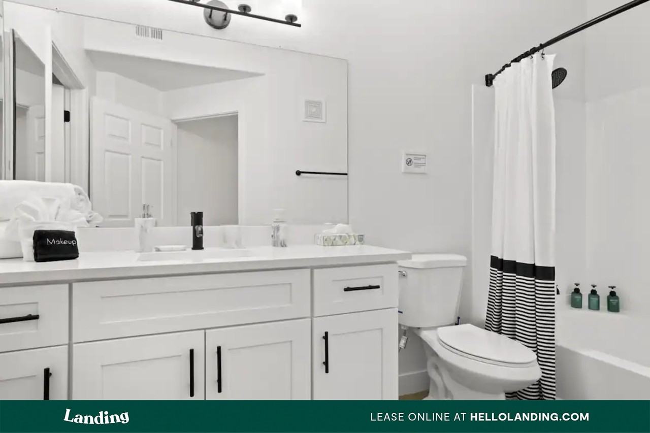 7455 N 95th Ave - Photo 2 of 49