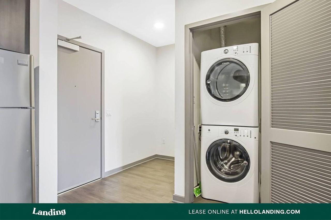 120 W. Wilson Ave - Photo 3 of 50