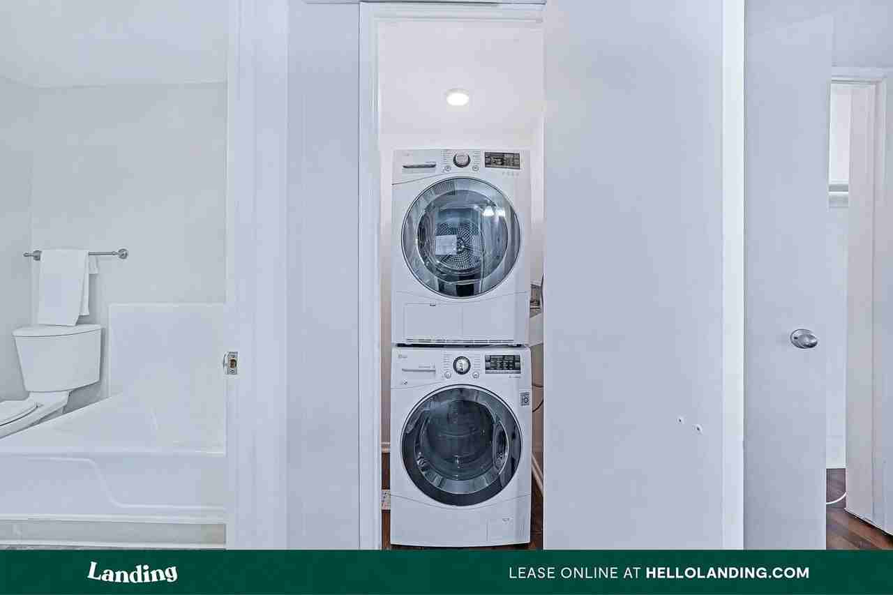 350 N.Crescent Dr - Photo 3 of 45