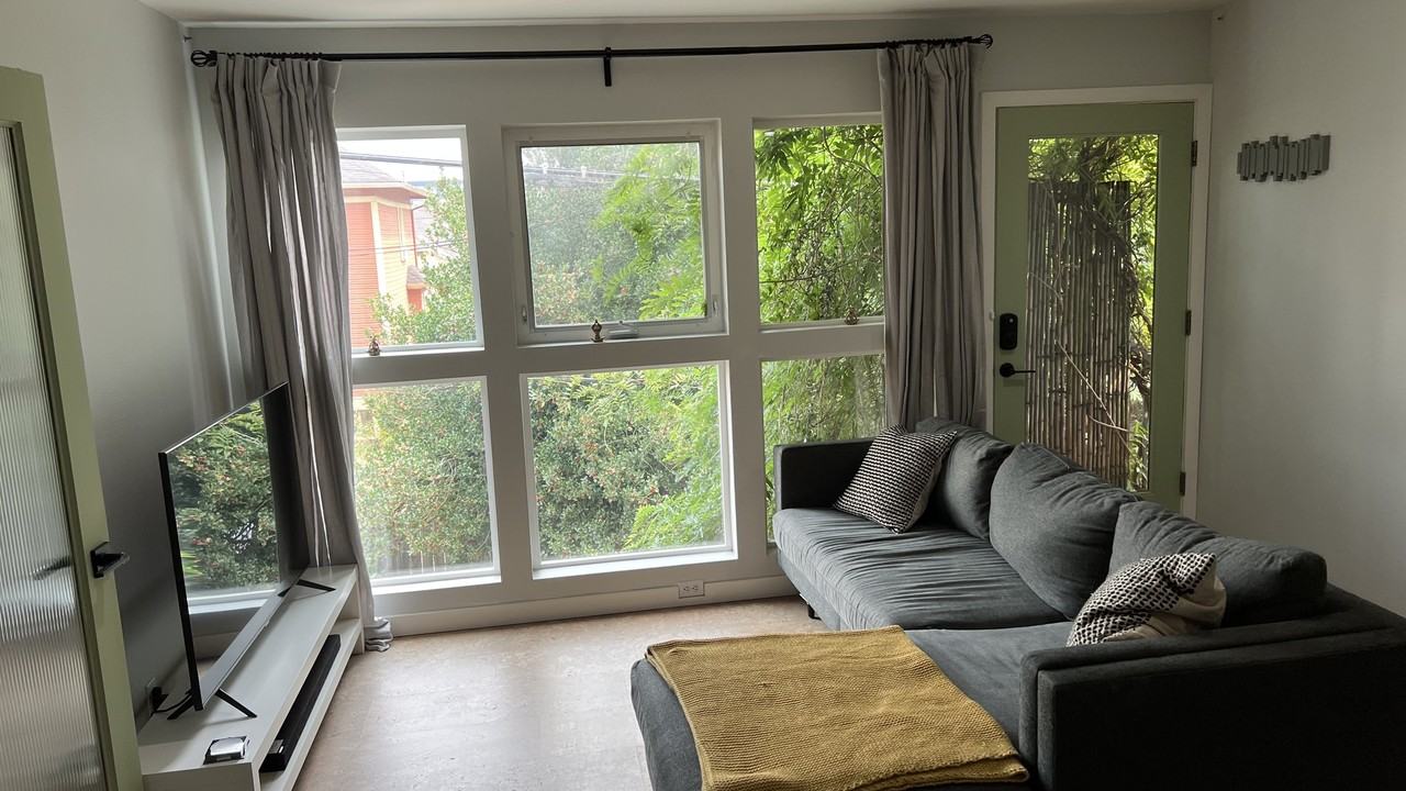 421 N Mason St #421 - Photo 2 of 7