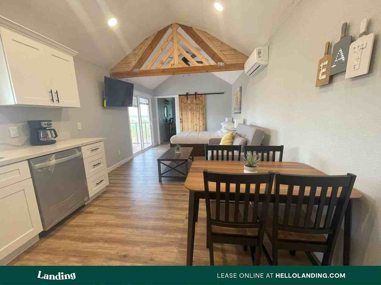 39840 Aladdin Cir Unit B #B - Photo 2 of 10