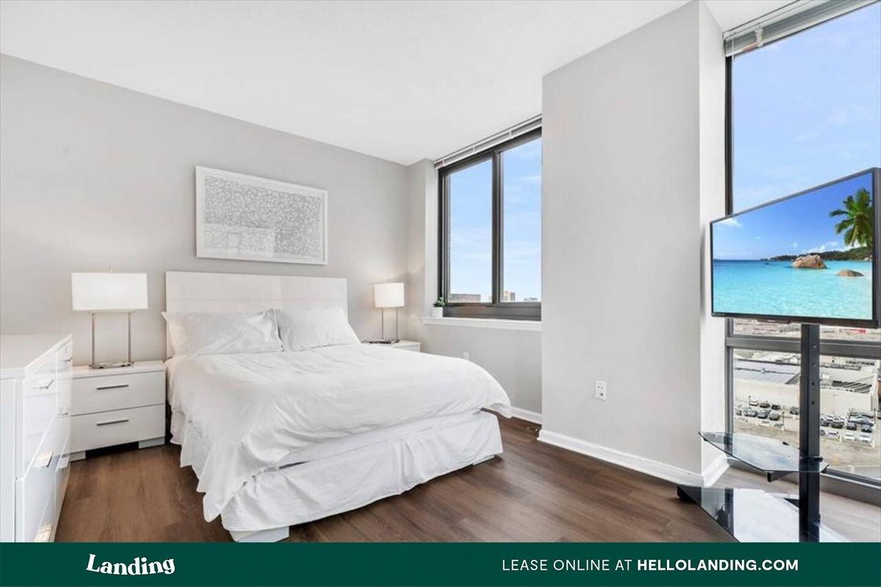 465 Washington Boulevard - Photo 3 of 43