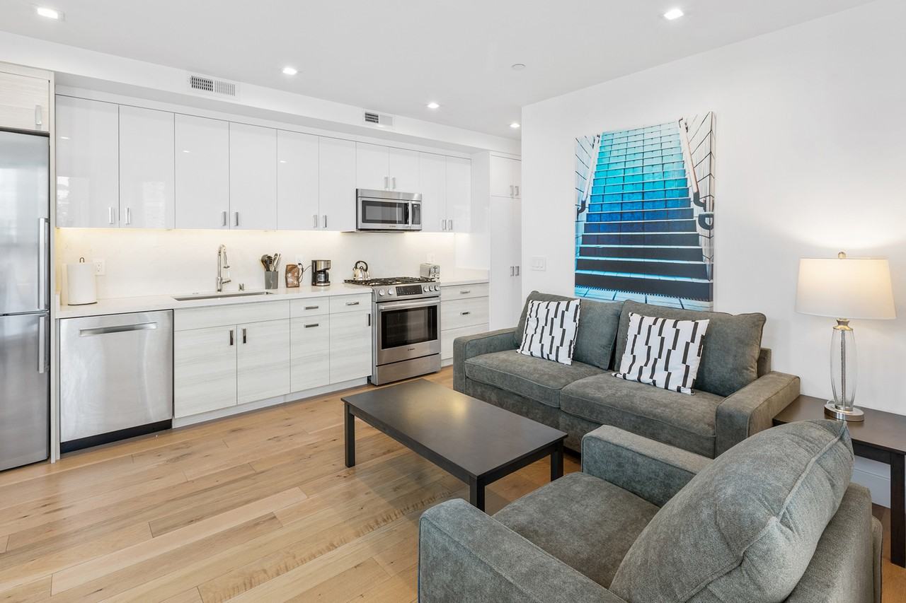 1801 Mission St, San Francisco, CA 94103, USA - Photo 2 of 49