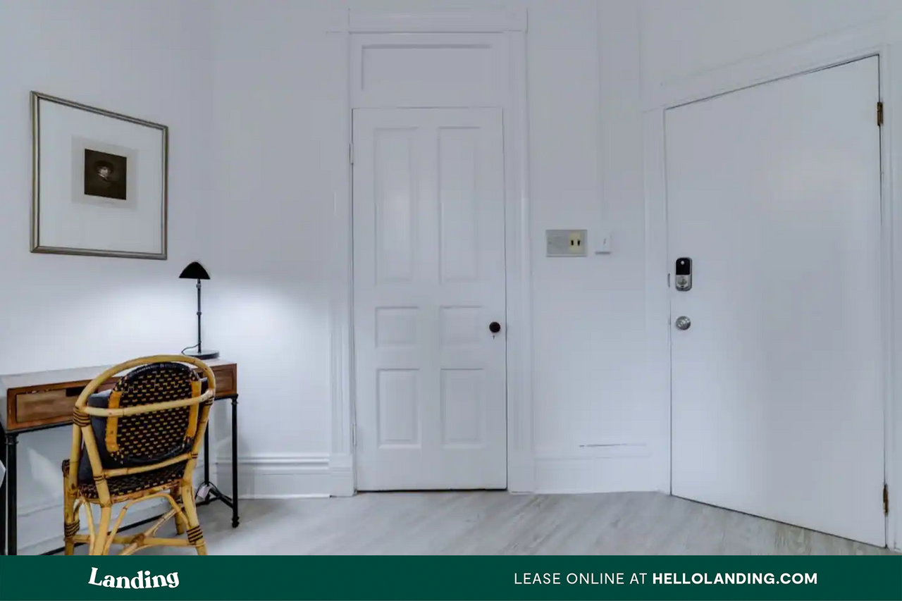 1765 R St NW - Photo 3 of 50