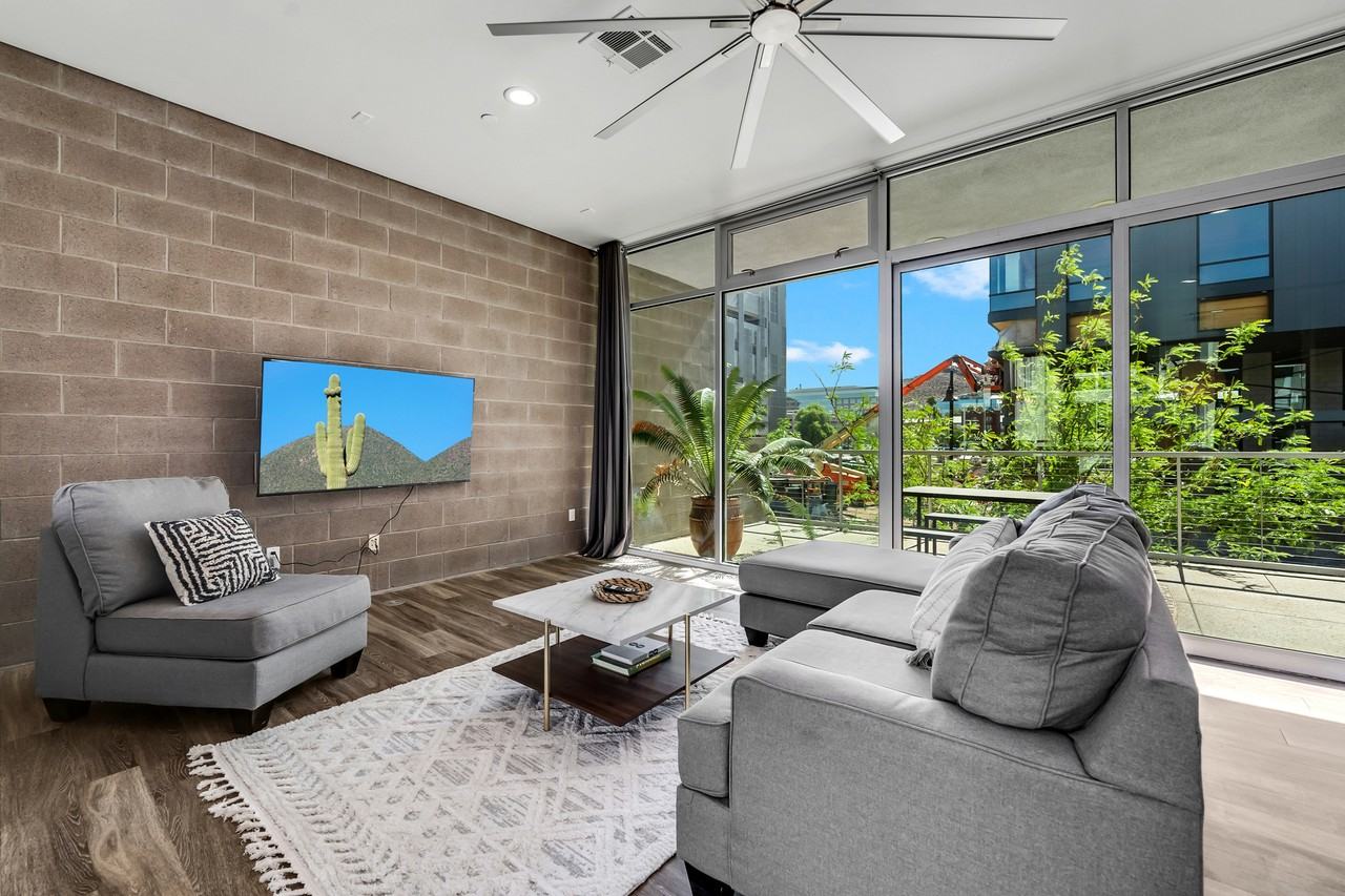 358 S Farmer Ave #358 - Photo 2 of 13