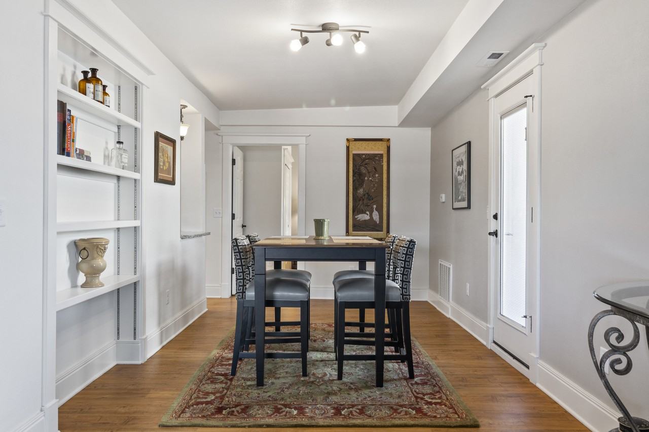 519 Hickory St #2 - Photo 3 of 9