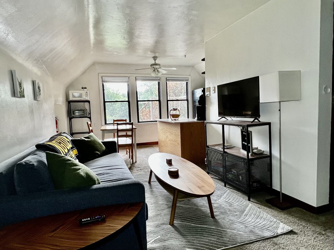 315 Barnes St Apt 3 #3 - Photo 2 of 10