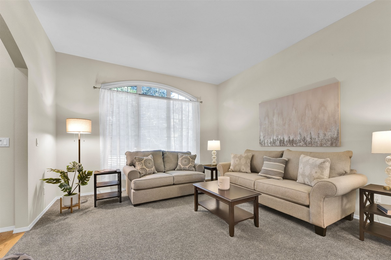 1602 N Wimbledon Pl #1 - Photo 3 of 16