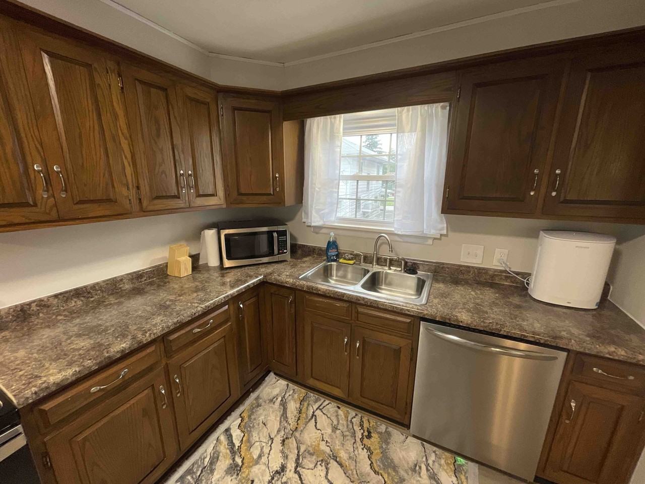 112W W Sherwood Ter #2 - Photo 2 of 22