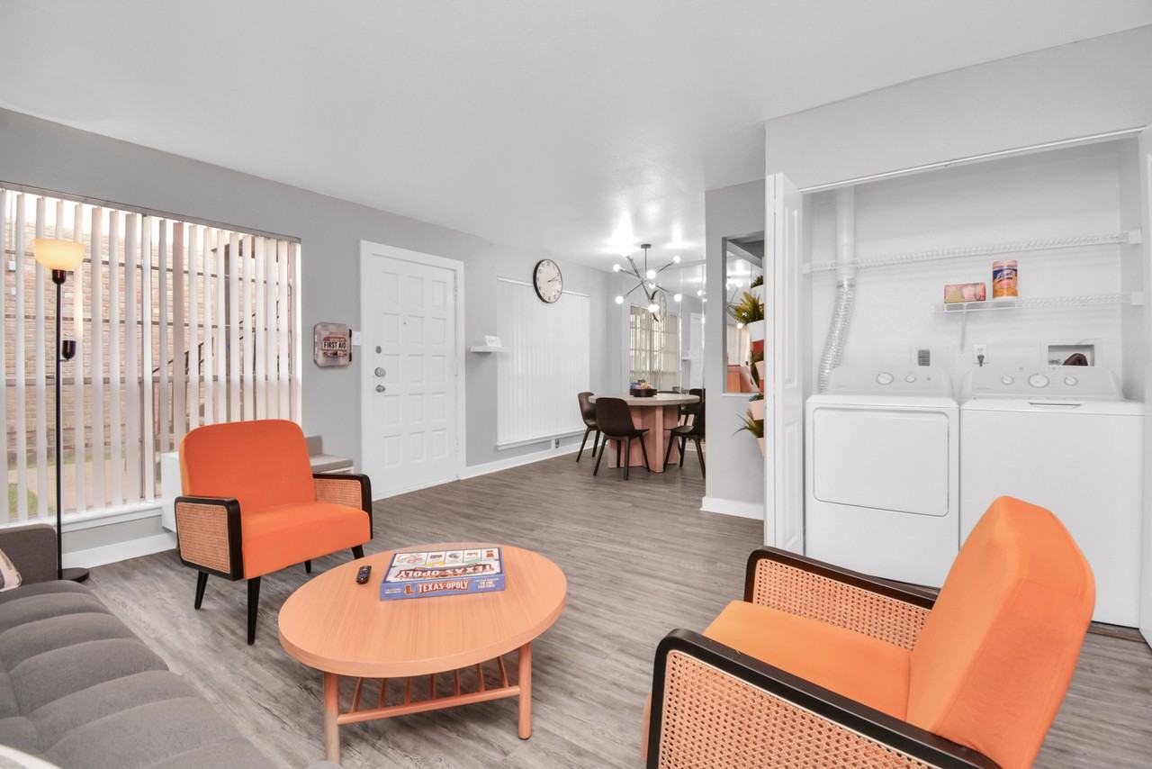 6014 Winsome Lane - Photo 3 of 22