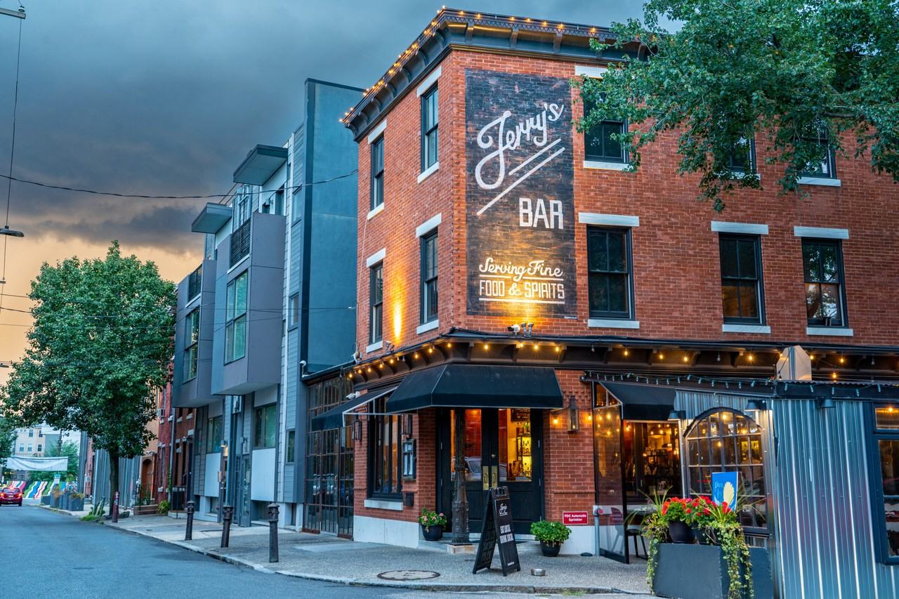 147 E Allen St #147EALLEN - Photo 3 of 43