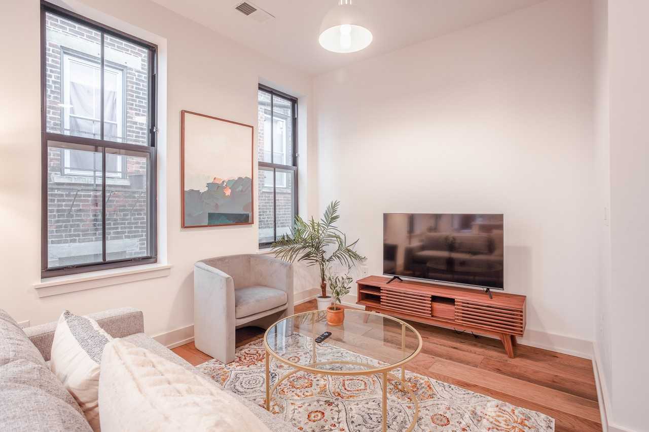 26 W 15th St #6F - Photo 2 of 9