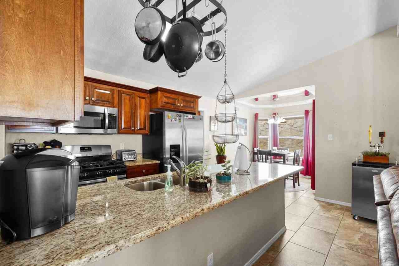 136 Masquerade Ln #1 - Photo 3 of 17