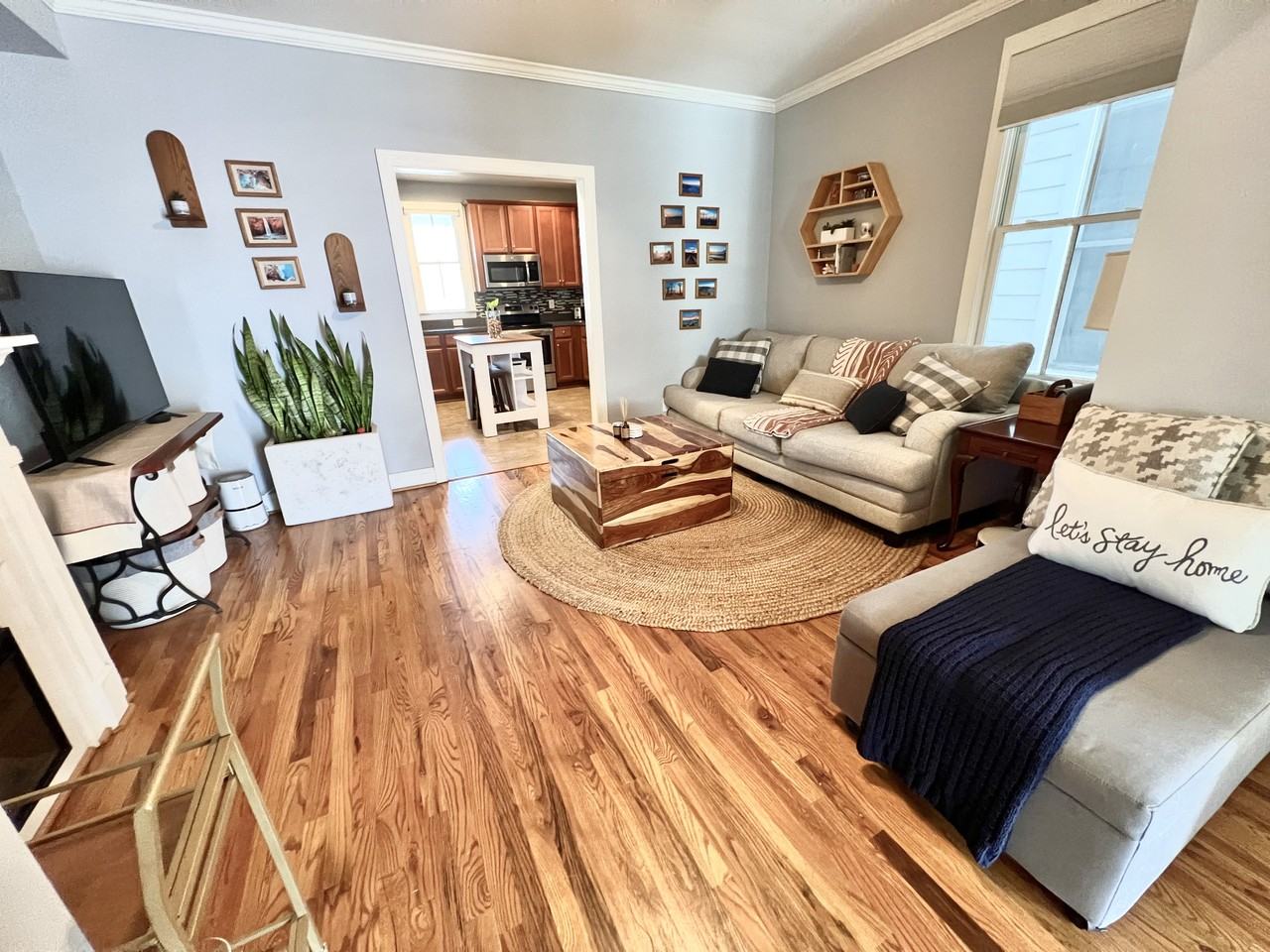 1116 N 31st St #1116 - Photo 3 of 12