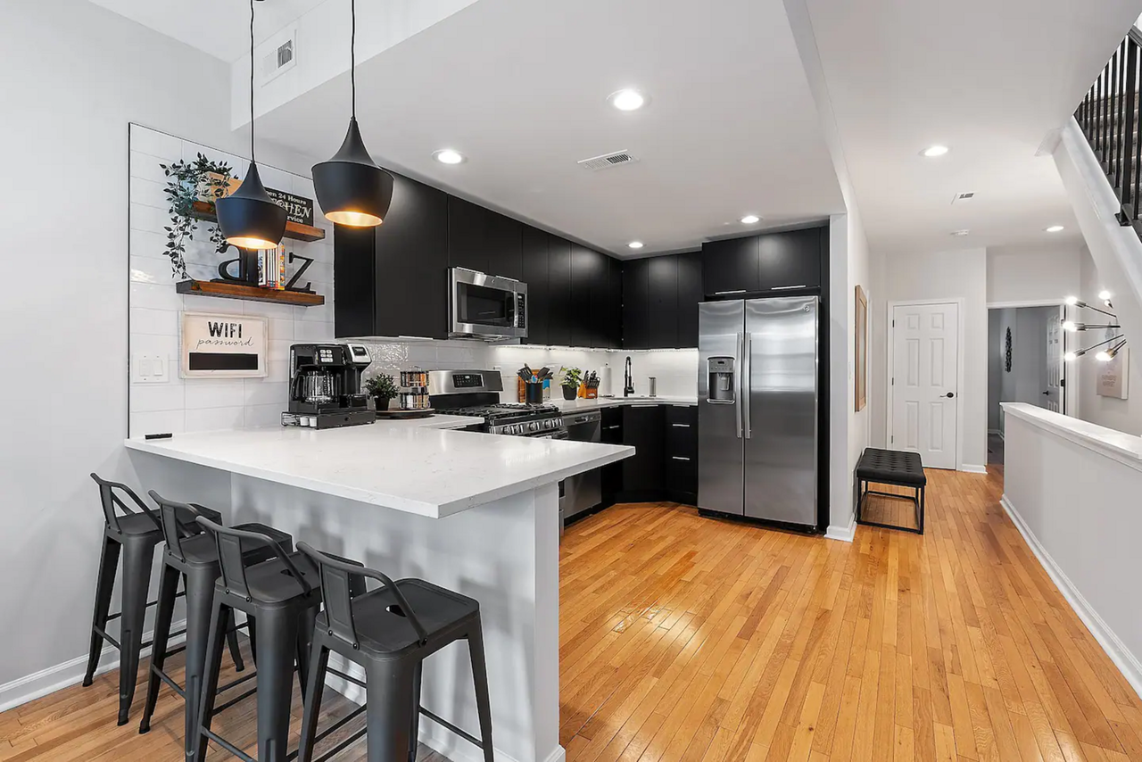 2318 Grays Ferry Ave #A - Photo 3 of 12