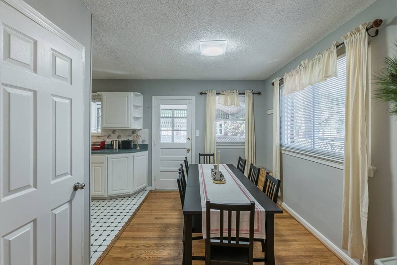 303 E Braddock Rd #303 - Photo 3 of 11