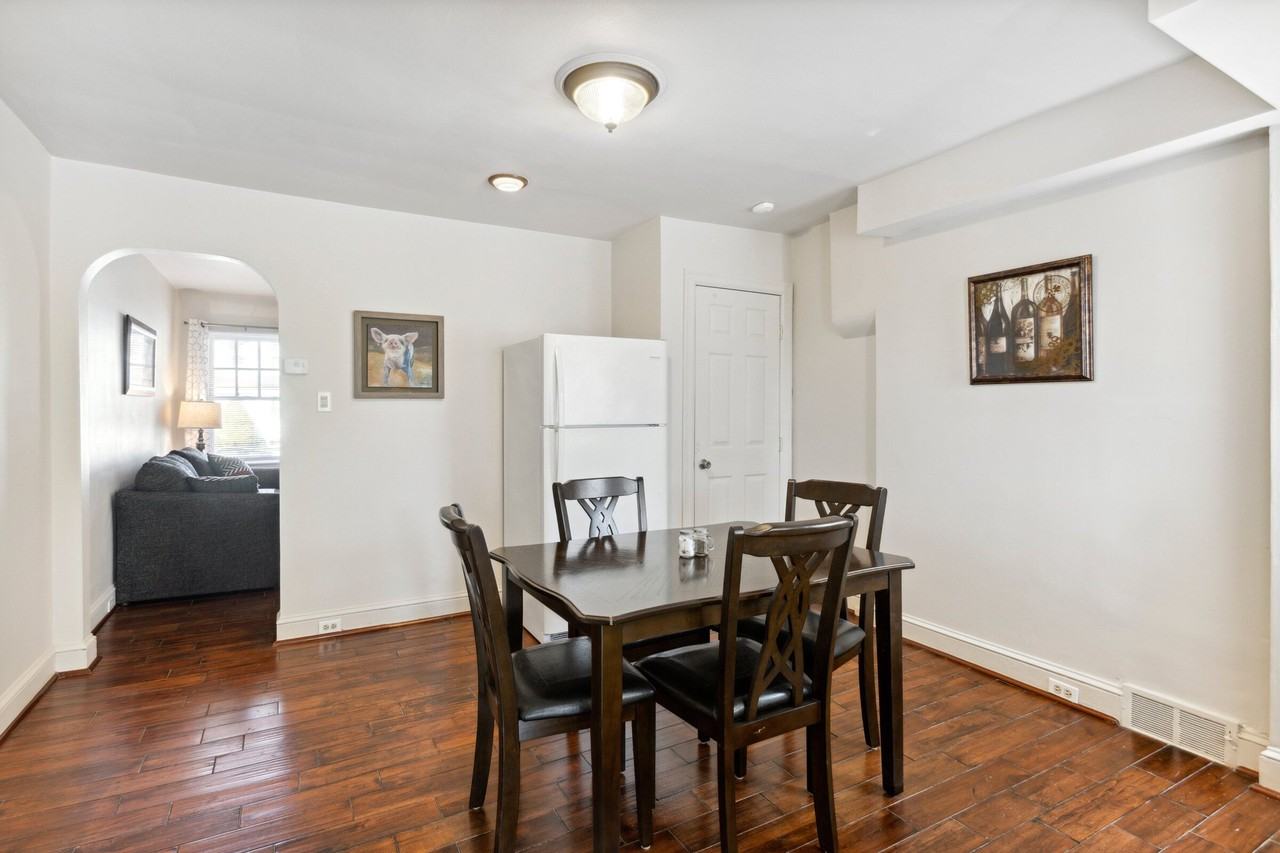 14 Seneca St #1 - Photo 3 of 9