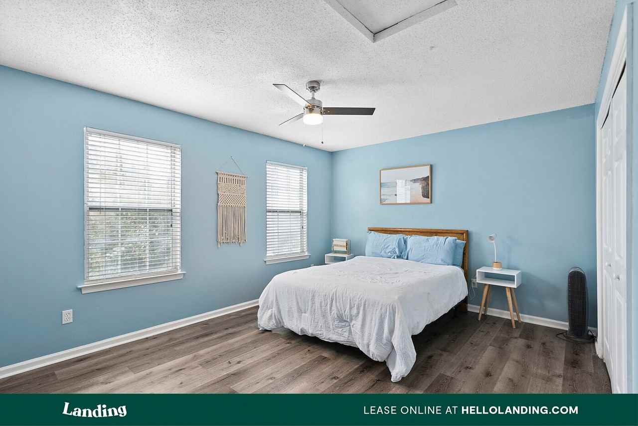 214 S Hunt Club Run #1 - Photo 2 of 23