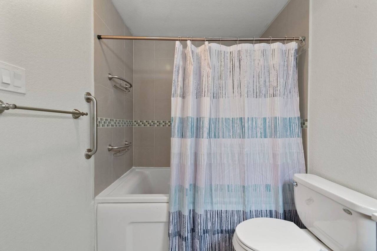 2111 Eastpark Dr #1 - Photo 2 of 15