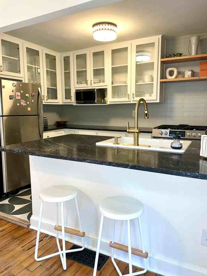 250 Norwood Ave Ne #1 - Photo 3 of 11