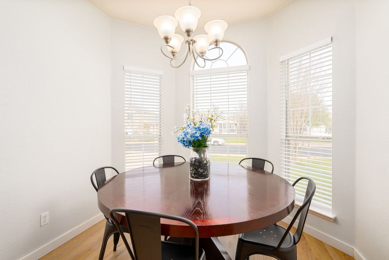 1066 Leeds Castle Walk #1066 - Photo 2 of 10