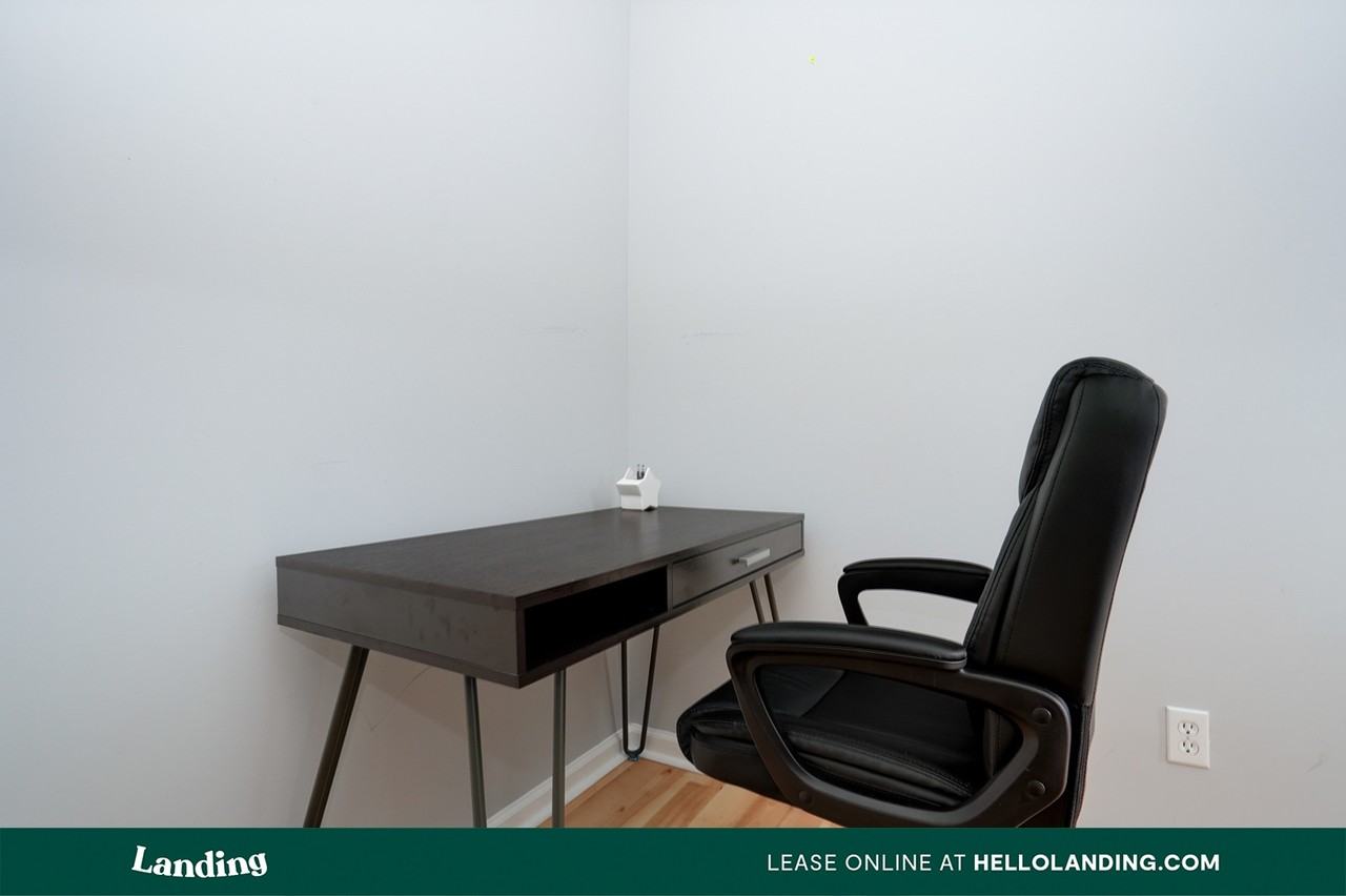 1511 S 38th St #A - Photo 2 of 12