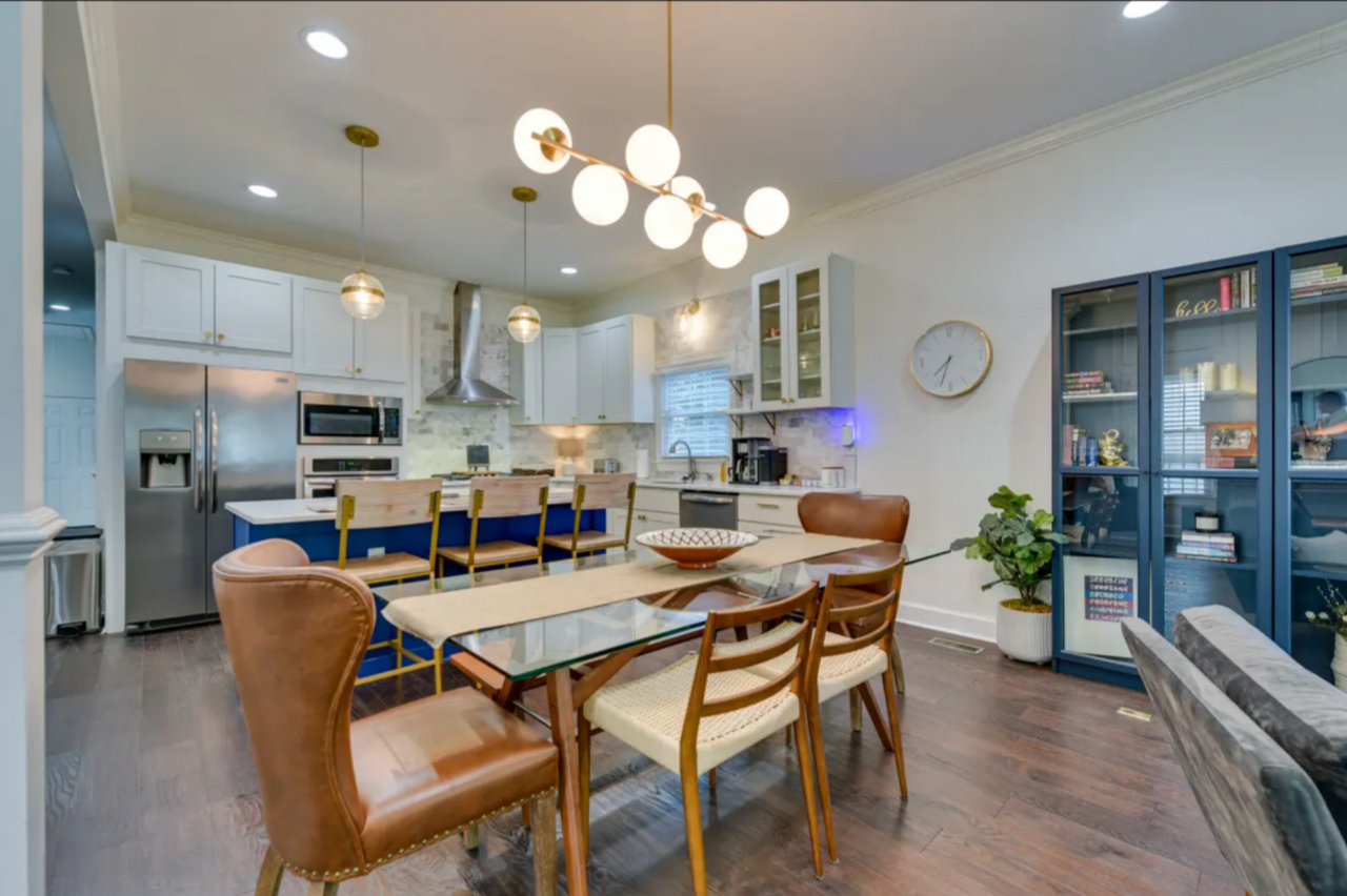 1104 Greenleaf Ave #1 - Photo 3 of 24