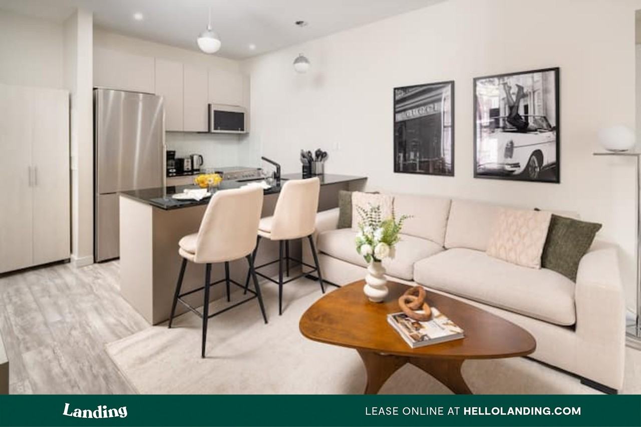 125 W 16th St #1B - Photo 3 of 6