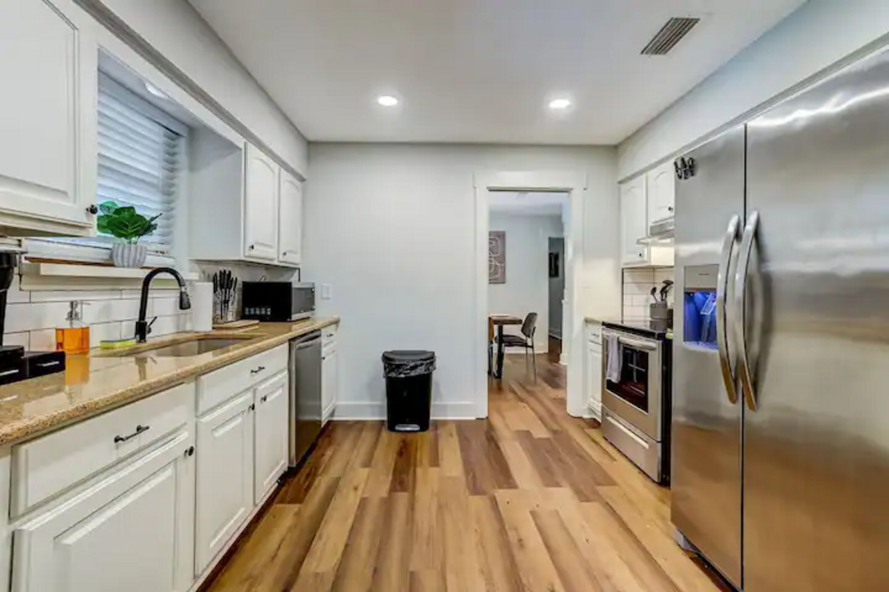 312 Collier Rd Nw #1 - Photo 3 of 13