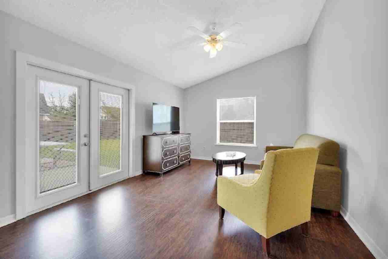 7639 Pilgrims Trace Dr #1 - Photo 2 of 9