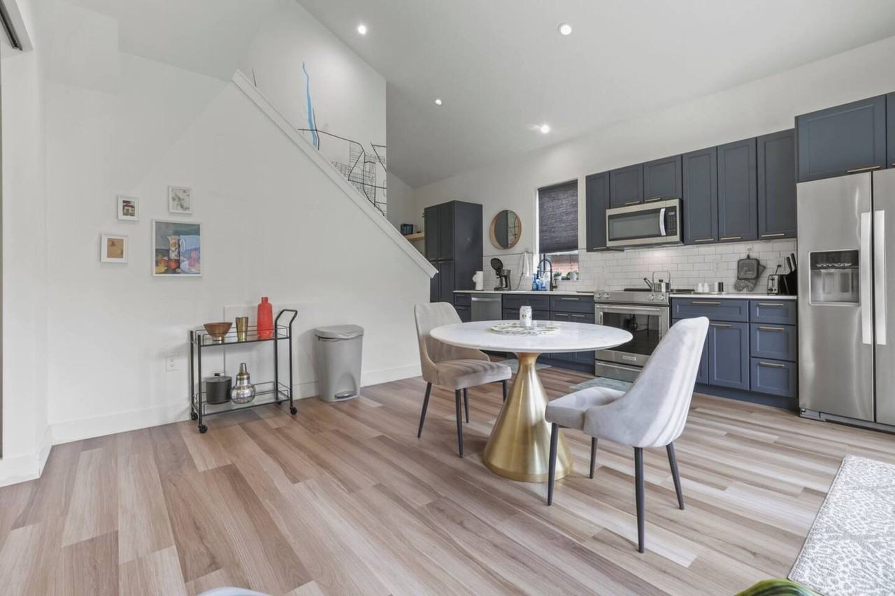 968 Hunter Ave #1 - Photo 3 of 13
