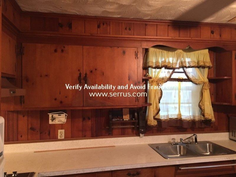 181 Harvey St - Photo 3 of 13