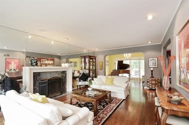 9401 Avers Ave - Photo 3 of 24