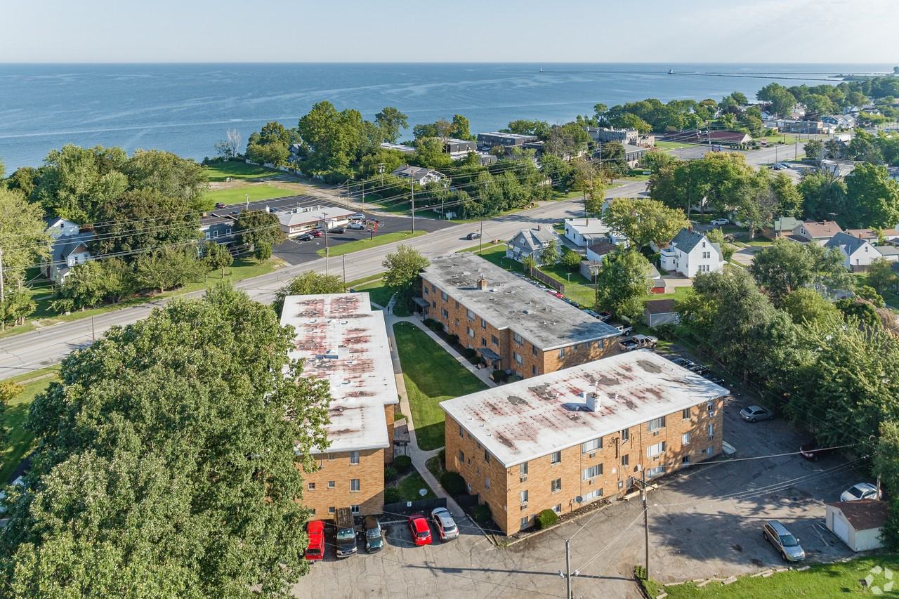 Water's Edge - Photo 2 of 21