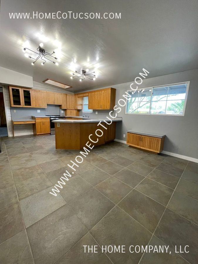 7032 E Luana Dr - Photo 2 of 16