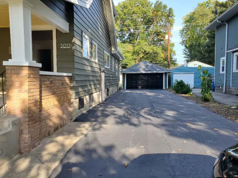 5017 N College Ave - Photo 2 of 16