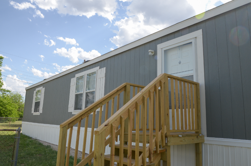 225 Trailway Dr - Photo 3 of 26